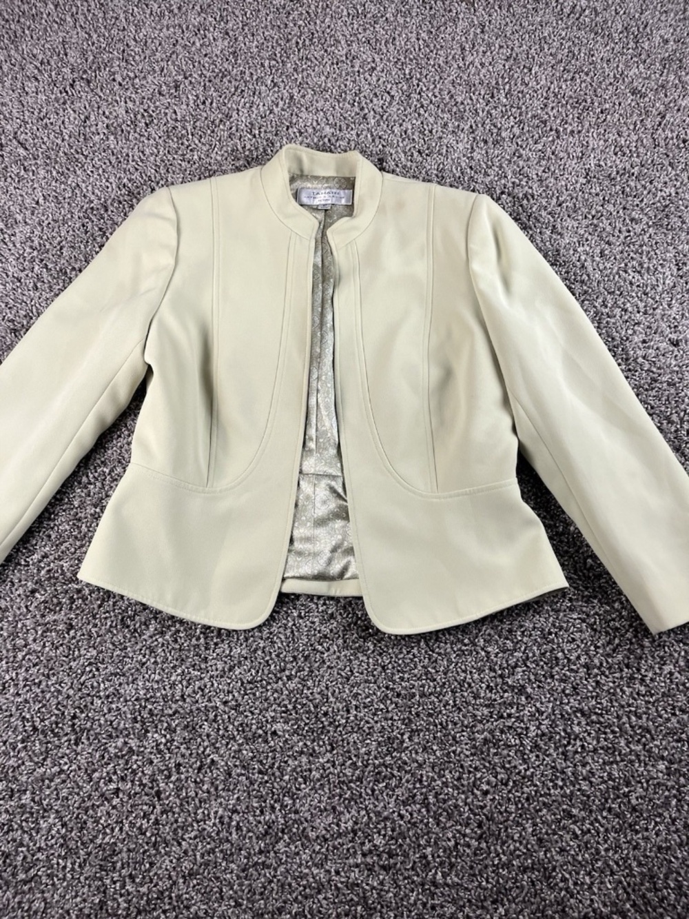 Tahari Arthur S Levine Womens Blazer 8P Beige 3 Button Lined Pockets Career